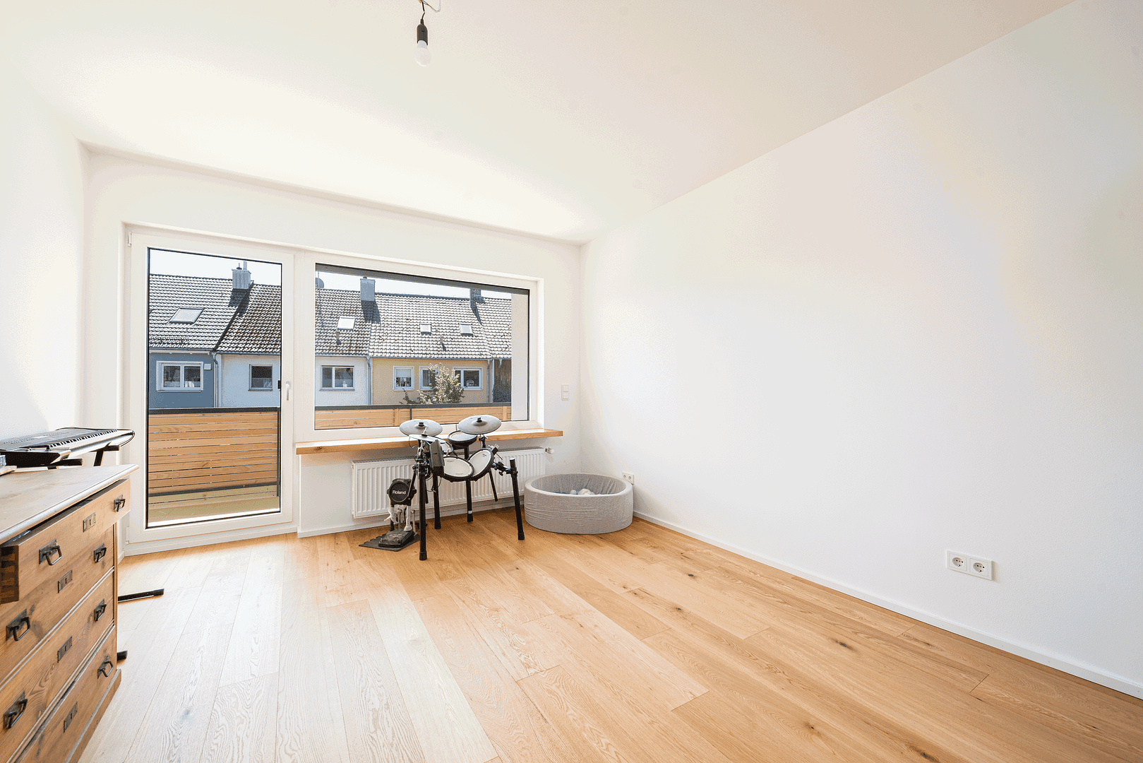 Predaj domu 149 m², pozemek 180 m², Erlangen, Bavorsko Predaj domu 149 m², pozemek 180 m², Erlangen, Bavorsko