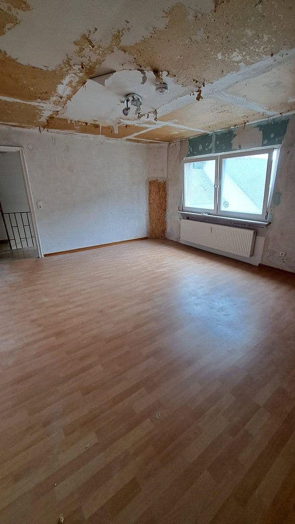 Prenájom bytu 4-izbový 100 m², Rheingoldstraße 146, Oberdiebach, Porýnie-Falcko Prenájom bytu 4-izbový 100 m², Rheingoldstraße 146, Oberdiebach, Porýnie-Falcko