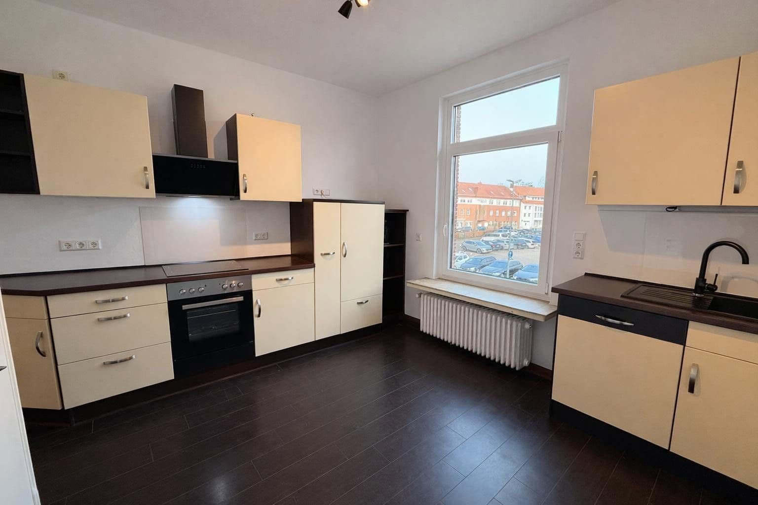 Prenájom bytu 3-izbový 110 m², Kolpingstr. 27, Vechta, Dolné Sasko Prenájom bytu 3-izbový 110 m², Kolpingstr. 27, Vechta, Dolné Sasko
