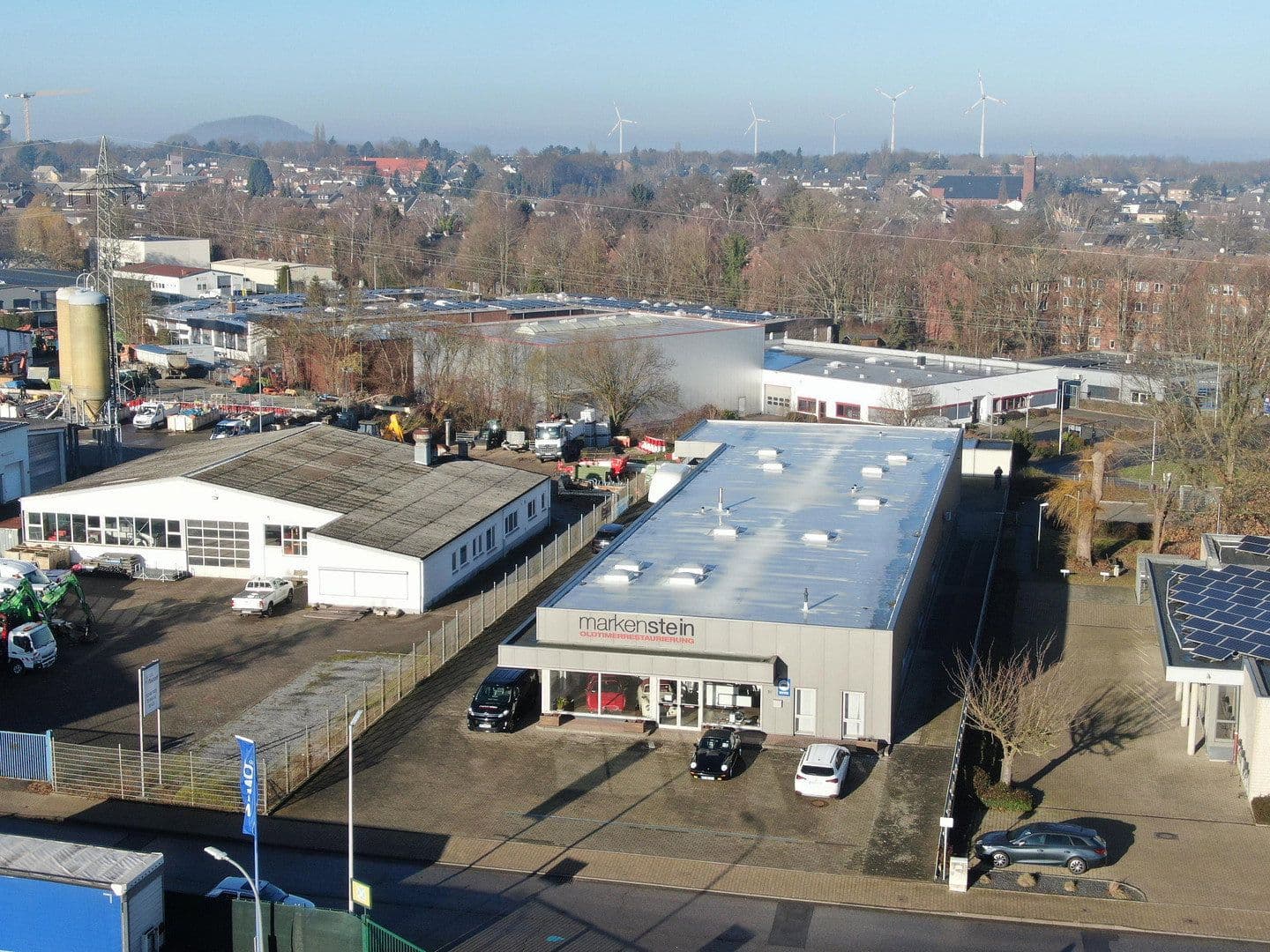 Predaj nebytového priestoru 2.400 m², Carl-Zeiss-Straße 16, Alsdorf, Severné Porýnie - Westfálsko Predaj nebytového priestoru 2.400 m², Carl-Zeiss-Straße 16, Alsdorf, Severné Porýnie - Westfálsko