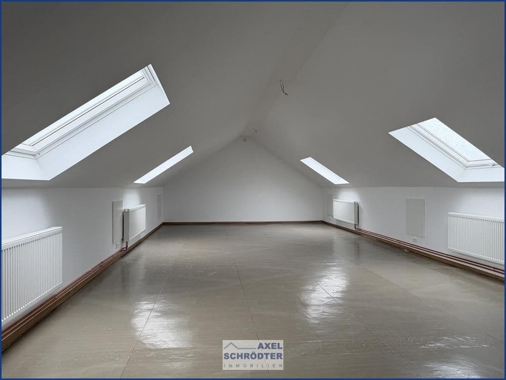 Prenájom kancelárie 160 m², Hannoversche Heerstr. 3, Celle, Dolné Sasko Prenájom kancelárie 160 m², Hannoversche Heerstr. 3, Celle, Dolné Sasko