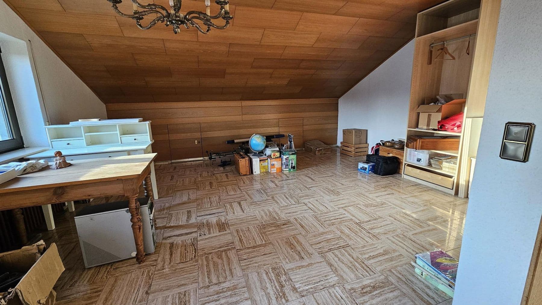 Predaj domu 330 m², pozemek 745 m², Zuzenhausen, Bádensko-Wurttembersko Predaj domu 330 m², pozemek 745 m², Zuzenhausen, Bádensko-Wurttembersko