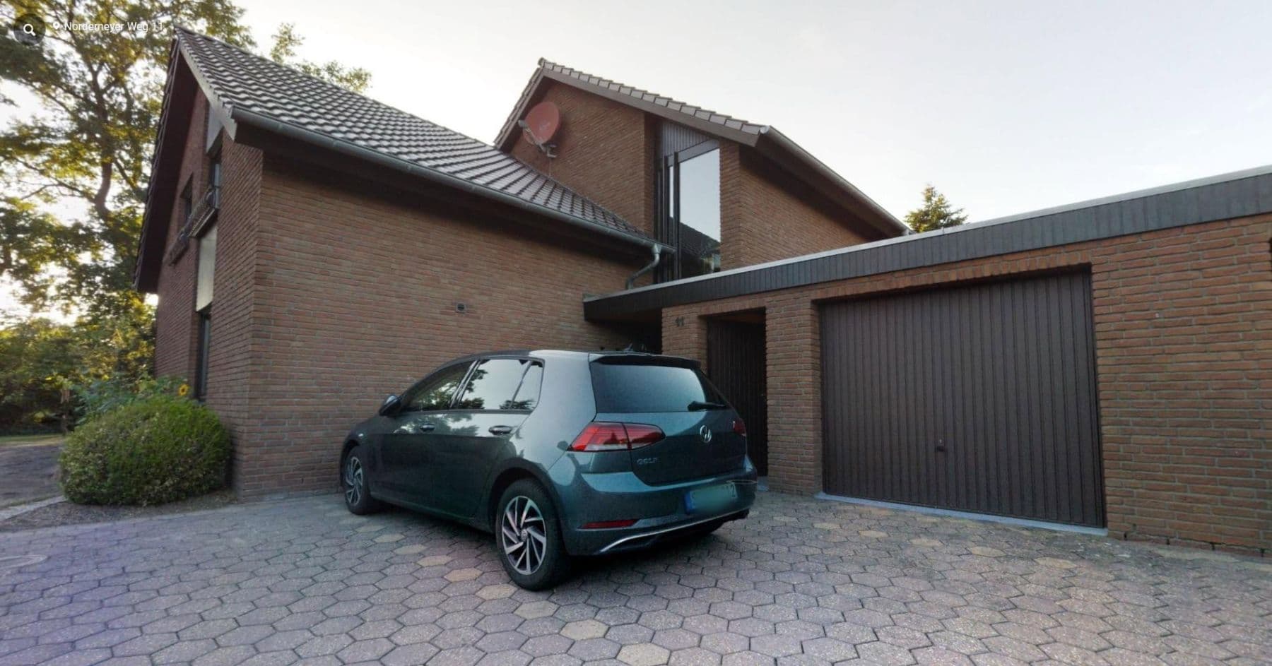 Predaj domu 280 m², pozemek 1.142 m², Norderneyer Weg 11, Leer (Ostfriesland), Dolné Sasko Predaj domu 280 m², pozemek 1.142 m², Norderneyer Weg 11, Leer (Ostfriesland), Dolné Sasko