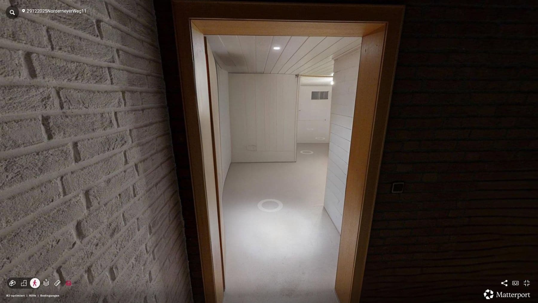 Predaj domu 280 m², pozemek 1.142 m², Norderneyer Weg 11, Leer (Ostfriesland), Dolné Sasko Predaj domu 280 m², pozemek 1.142 m², Norderneyer Weg 11, Leer (Ostfriesland), Dolné Sasko