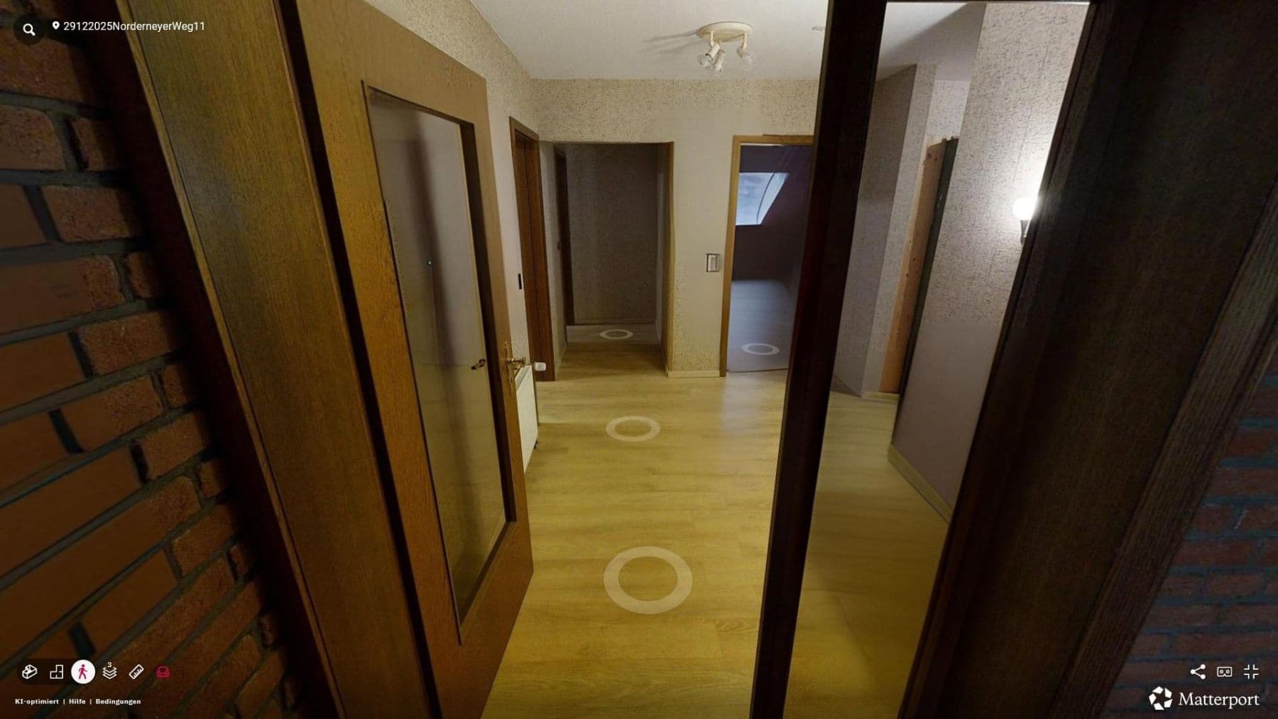 Predaj domu 280 m², pozemek 1.142 m², Norderneyer Weg 11, Leer (Ostfriesland), Dolné Sasko Predaj domu 280 m², pozemek 1.142 m², Norderneyer Weg 11, Leer (Ostfriesland), Dolné Sasko