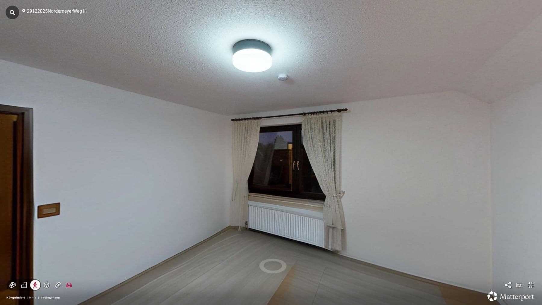 Predaj domu 280 m², pozemek 1.142 m², Norderneyer Weg 11, Leer (Ostfriesland), Dolné Sasko Predaj domu 280 m², pozemek 1.142 m², Norderneyer Weg 11, Leer (Ostfriesland), Dolné Sasko