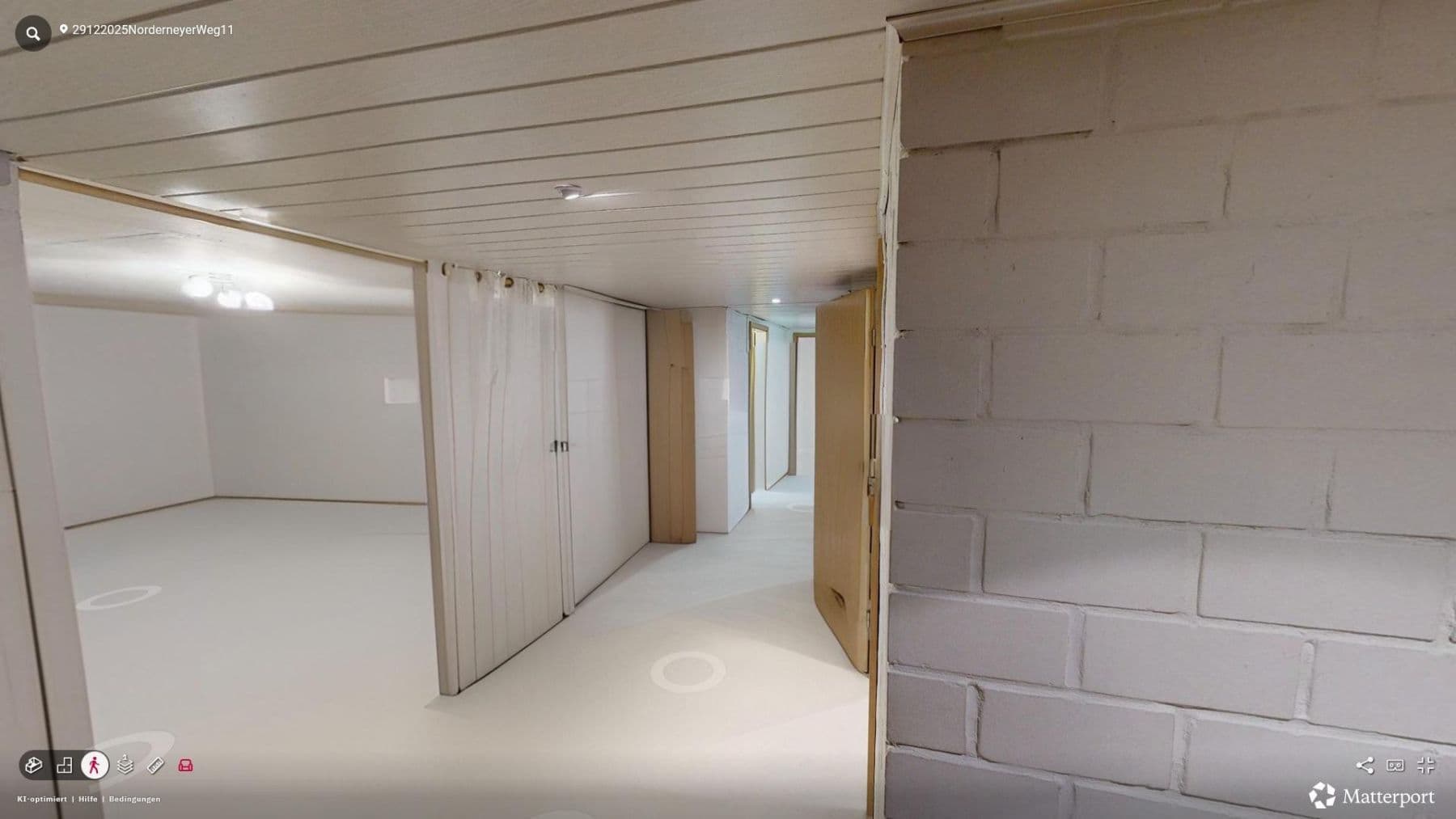Predaj domu 280 m², pozemek 1.142 m², Norderneyer Weg 11, Leer (Ostfriesland), Dolné Sasko Predaj domu 280 m², pozemek 1.142 m², Norderneyer Weg 11, Leer (Ostfriesland), Dolné Sasko