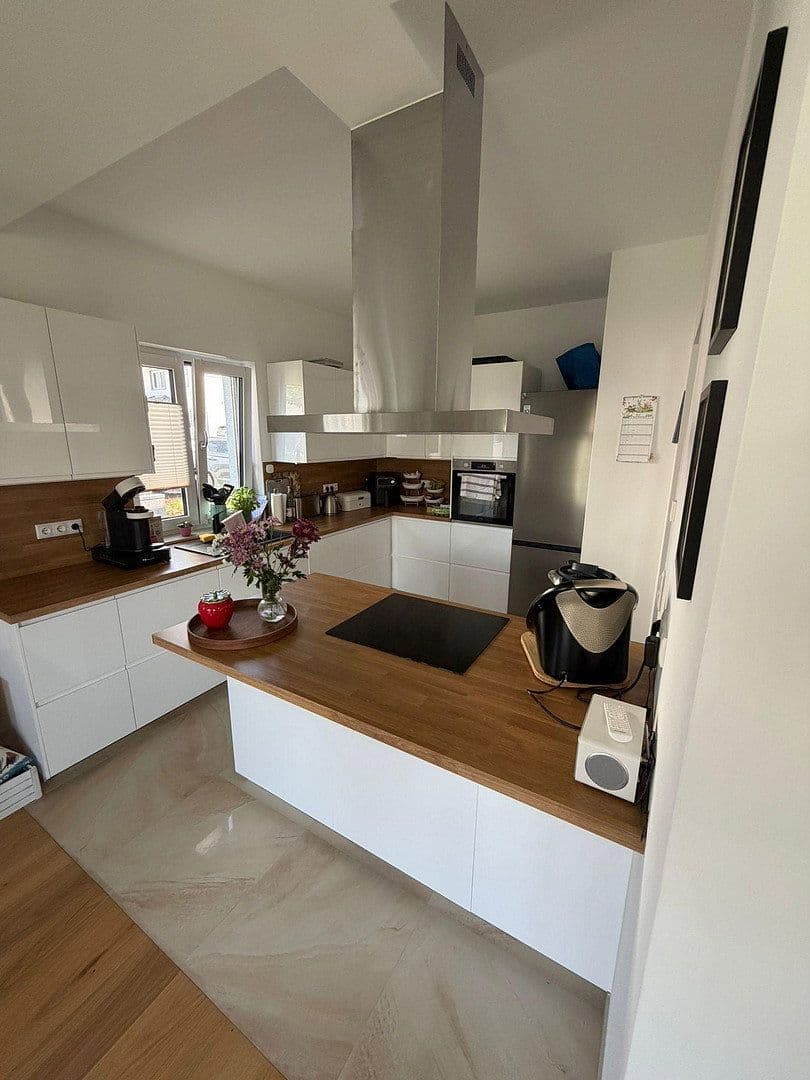 Prenájom domu 130 m², pozemek 300 m², Burgundstraße 22, Ludwigsfelde, Brandenbursko Prenájom domu 130 m², pozemek 300 m², Burgundstraße 22, Ludwigsfelde, Brandenbursko