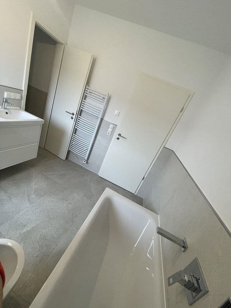 Prenájom domu 130 m², pozemek 300 m², Burgundstraße 22, Ludwigsfelde, Brandenbursko Prenájom domu 130 m², pozemek 300 m², Burgundstraße 22, Ludwigsfelde, Brandenbursko