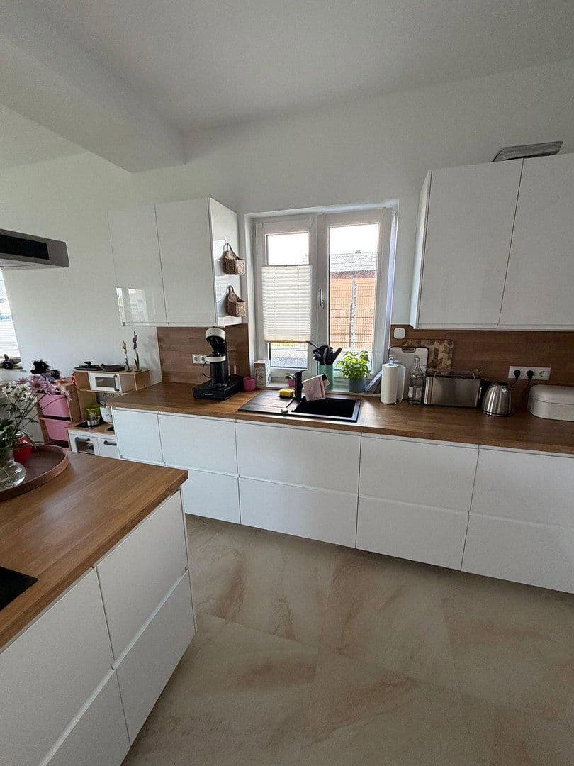 Prenájom domu 130 m², pozemek 300 m², Burgundstraße 22, Ludwigsfelde, Brandenbursko Prenájom domu 130 m², pozemek 300 m², Burgundstraße 22, Ludwigsfelde, Brandenbursko