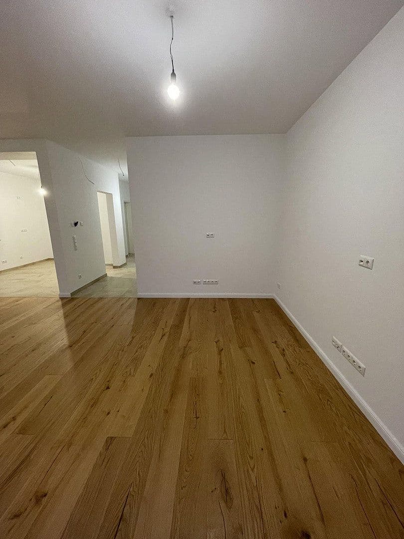 Prenájom domu 130 m², pozemek 300 m², Burgundstraße 22, Ludwigsfelde, Brandenbursko Prenájom domu 130 m², pozemek 300 m², Burgundstraße 22, Ludwigsfelde, Brandenbursko
