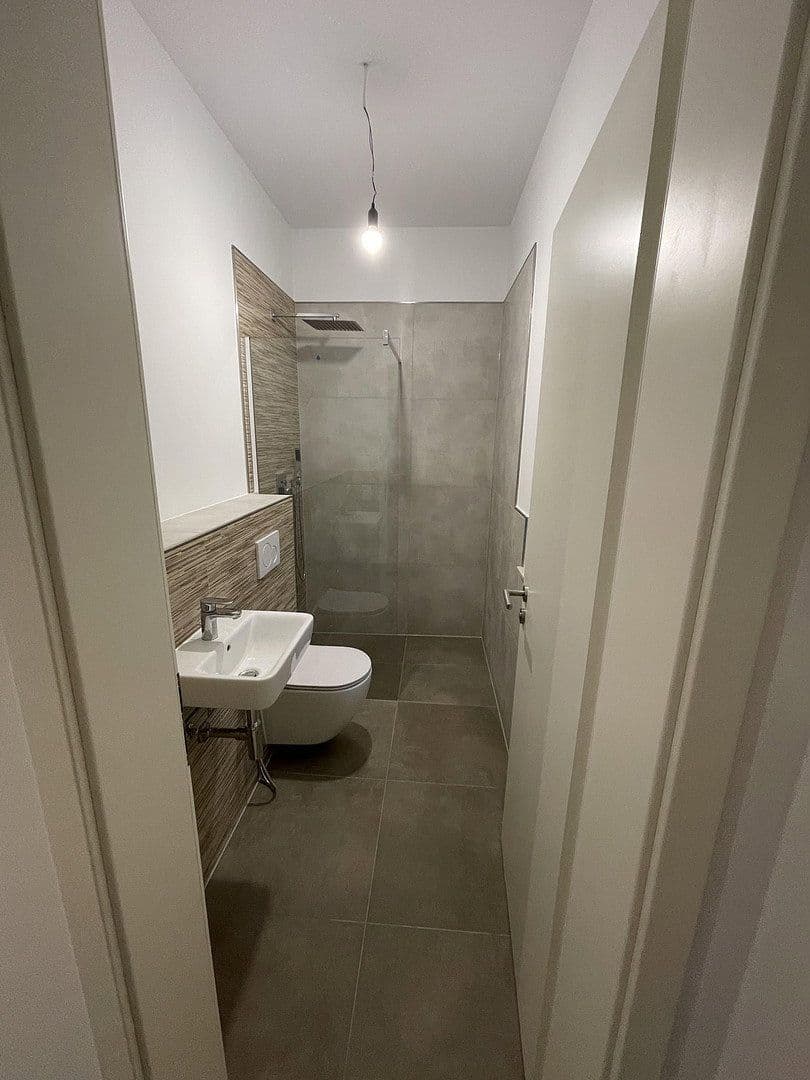 Prenájom domu 130 m², pozemek 300 m², Burgundstraße 22, Ludwigsfelde, Brandenbursko Prenájom domu 130 m², pozemek 300 m², Burgundstraße 22, Ludwigsfelde, Brandenbursko