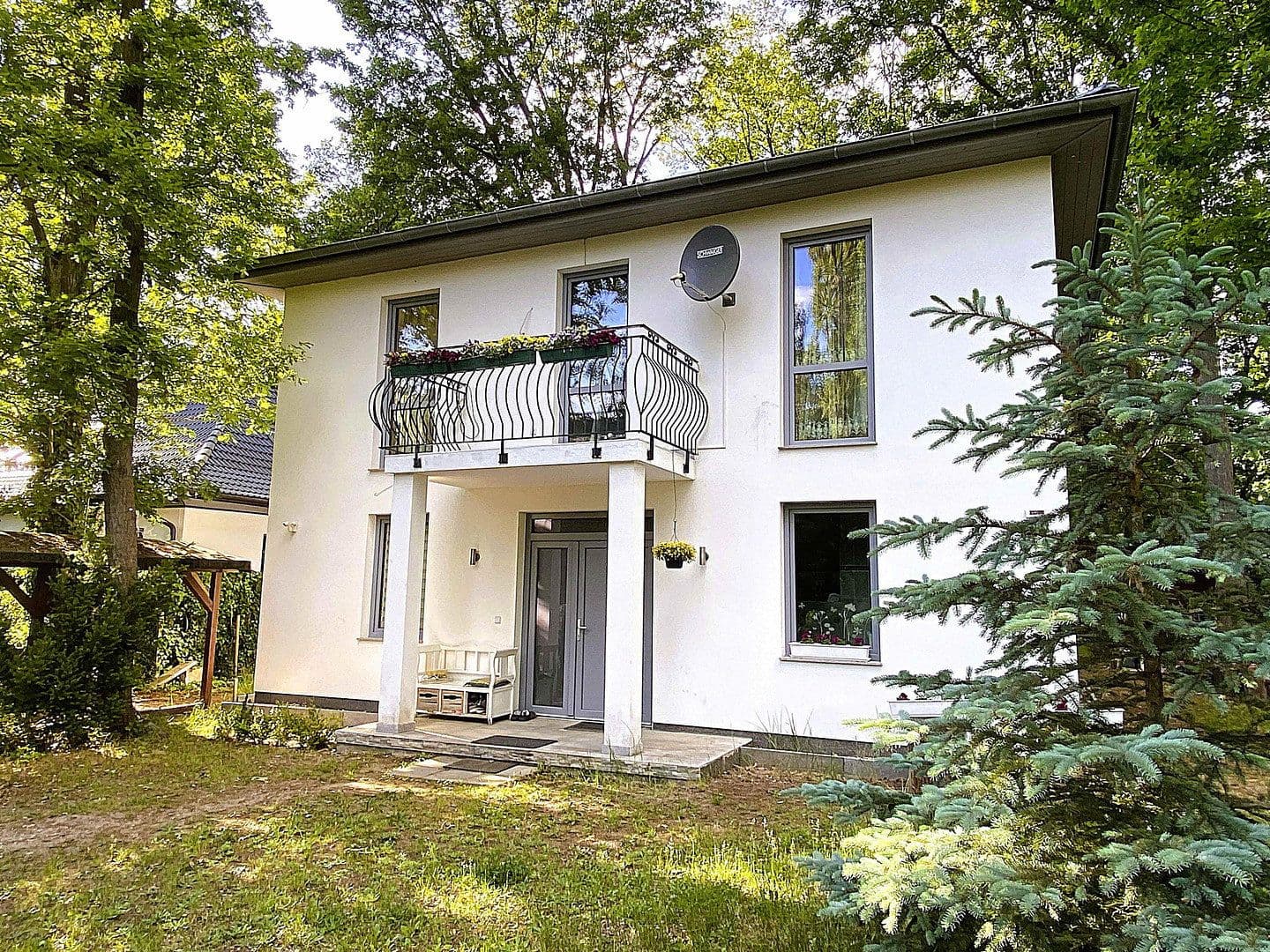 Predaj domu 145 m², pozemek 800 m², Berlin, Berlín Predaj domu 145 m², pozemek 800 m², Berlin, Berlín