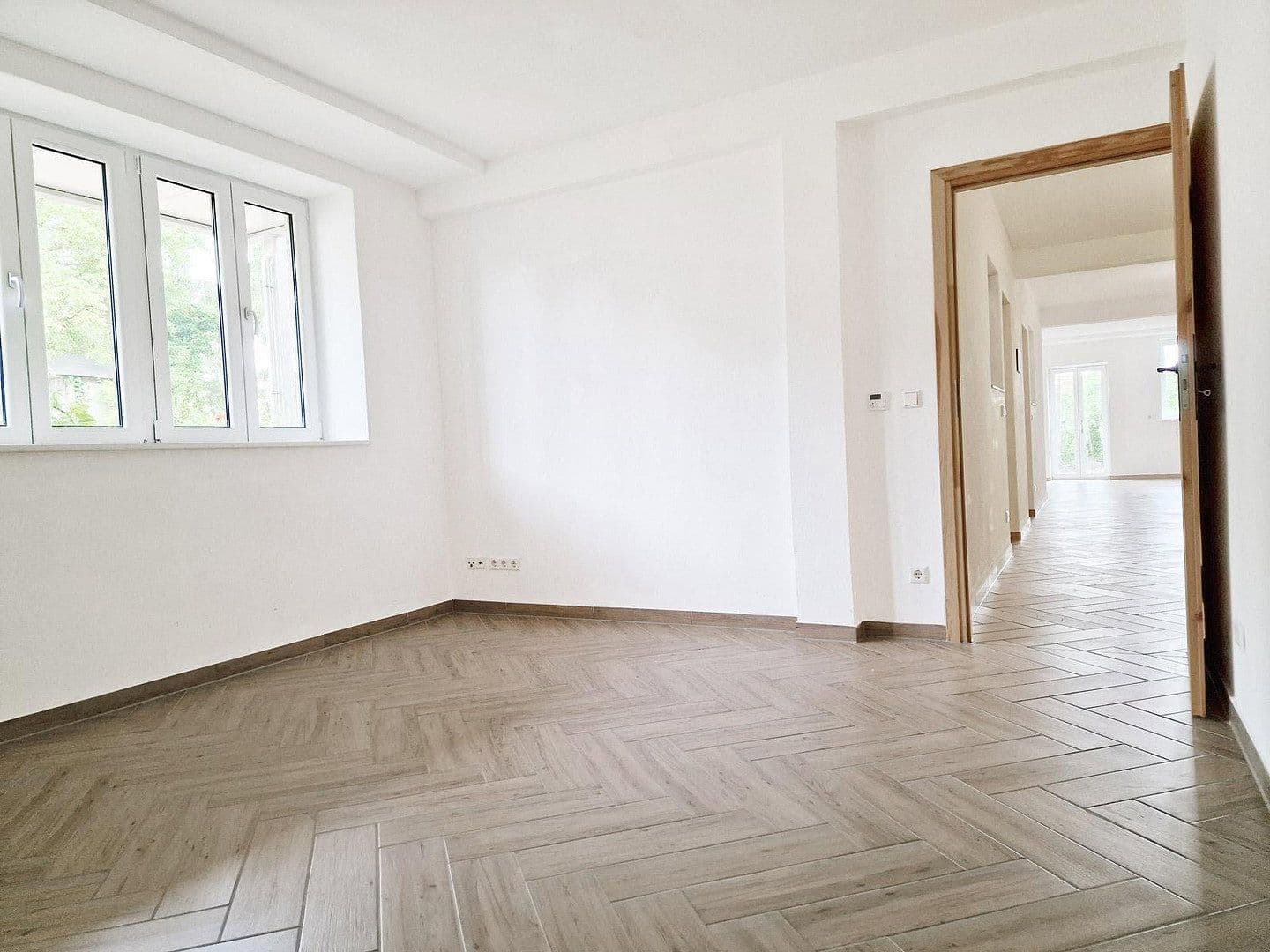 Prenájom bytu 4-izbový 128 m², Am Küsterberg 6A, Wolfsburg, Dolné Sasko Prenájom bytu 4-izbový 128 m², Am Küsterberg 6A, Wolfsburg, Dolné Sasko