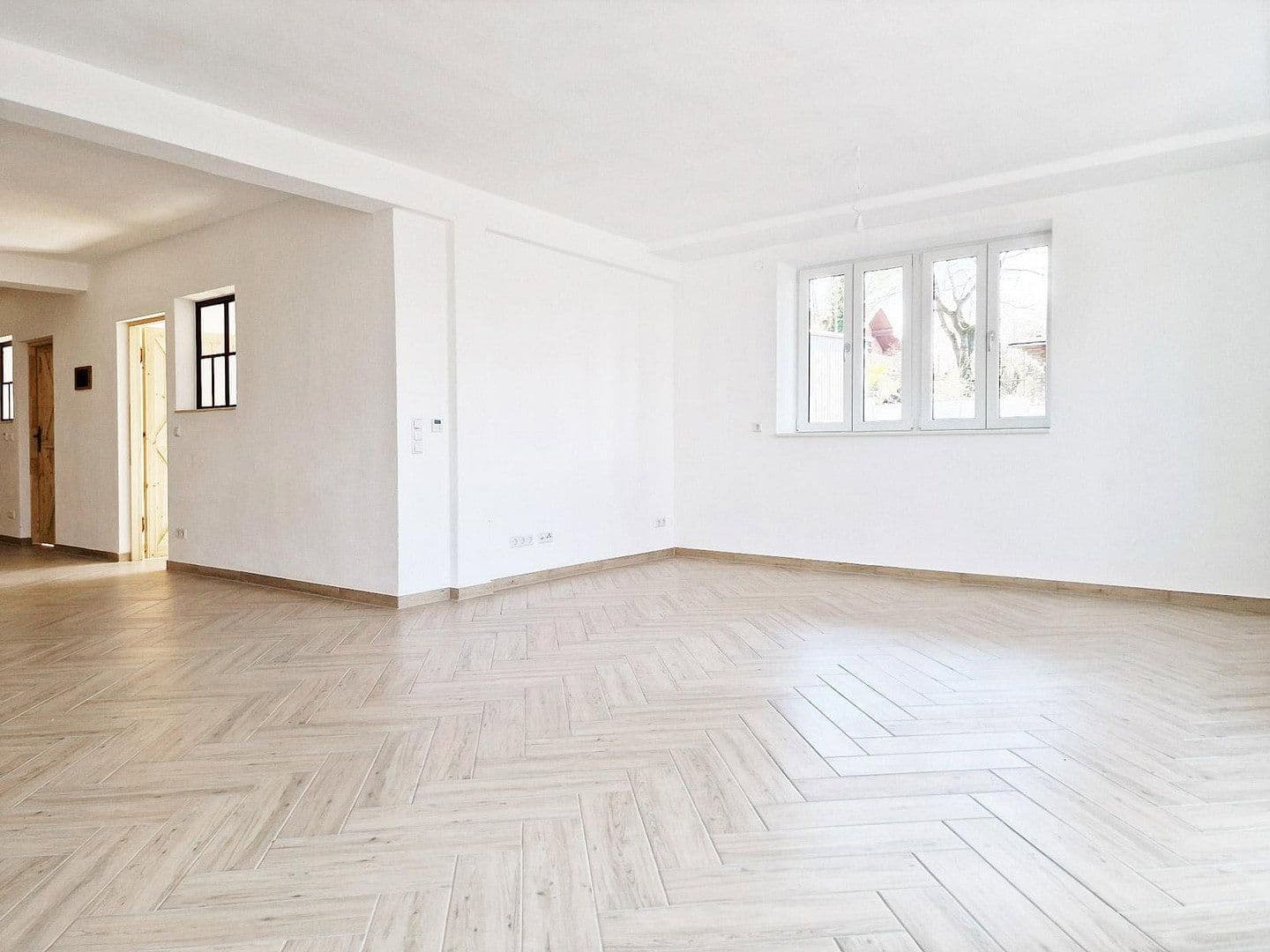 Prenájom bytu 4-izbový 128 m², Am Küsterberg 6A, Wolfsburg, Dolné Sasko Prenájom bytu 4-izbový 128 m², Am Küsterberg 6A, Wolfsburg, Dolné Sasko