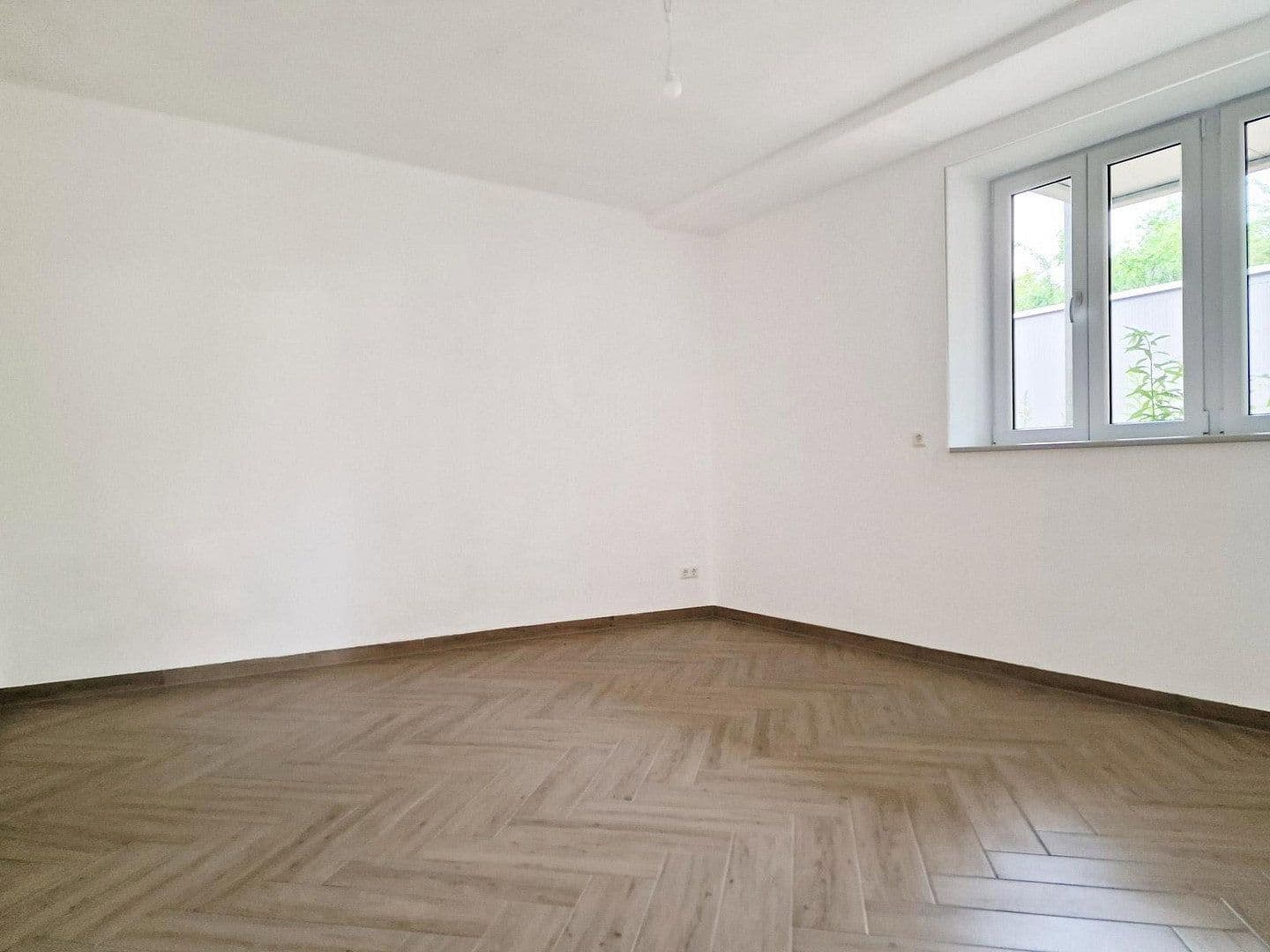 Prenájom bytu 4-izbový 128 m², Am Küsterberg 6A, Wolfsburg, Dolné Sasko Prenájom bytu 4-izbový 128 m², Am Küsterberg 6A, Wolfsburg, Dolné Sasko