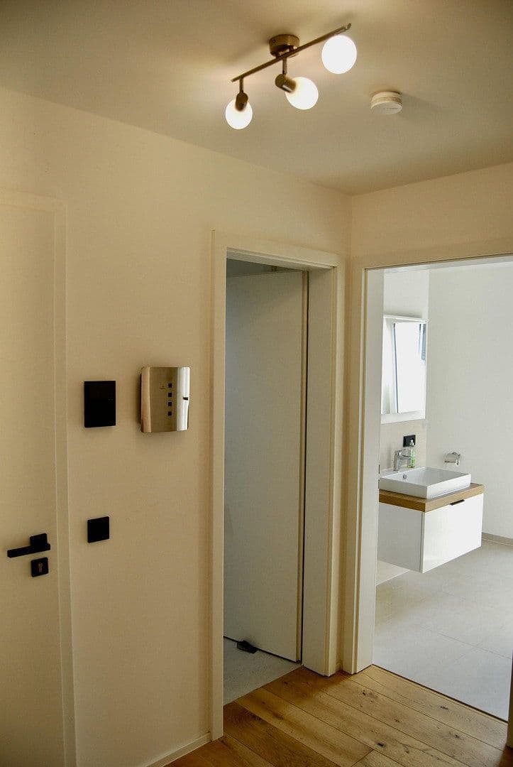 Prenájom bytu 2-izbový 61 m², Pater-Wald-Straße 6, Kaltenengers, Porýnie-Falcko Prenájom bytu 2-izbový 61 m², Pater-Wald-Straße 6, Kaltenengers, Porýnie-Falcko