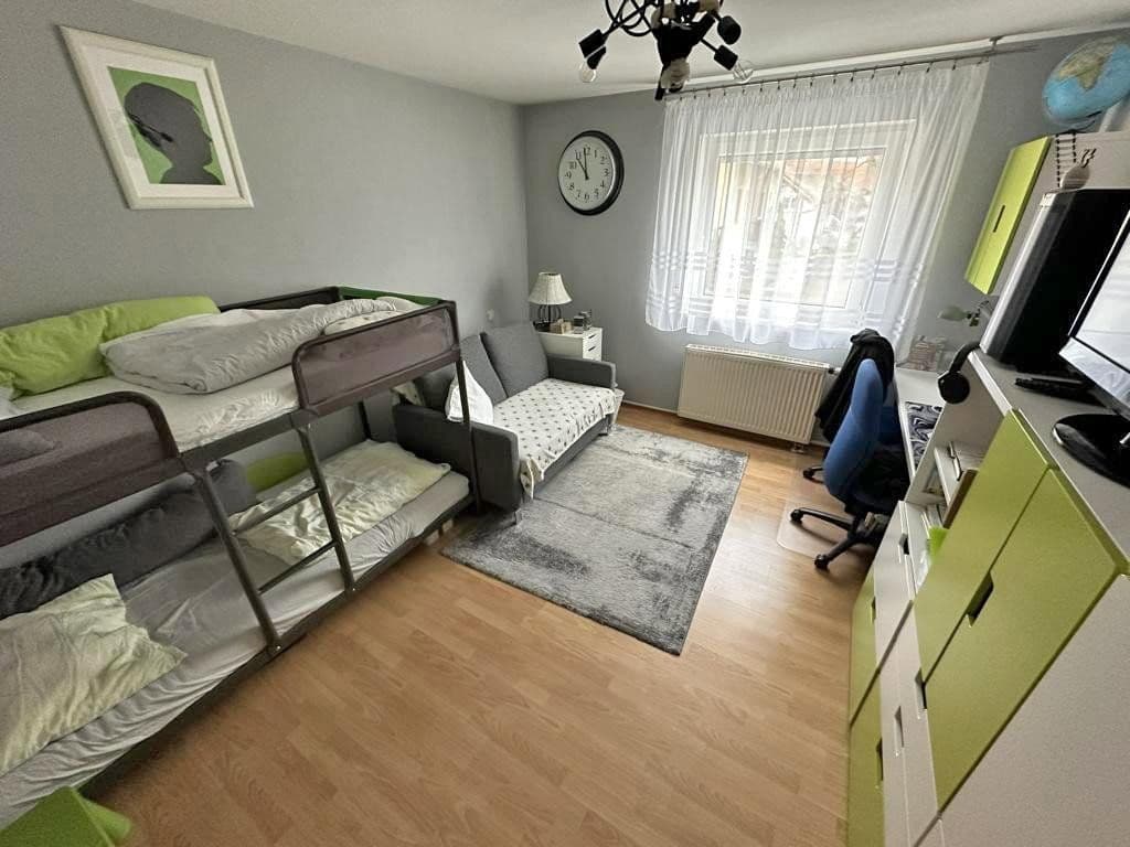 Prenájom bytu 3-izbový 81 m², Rhönstr.5, Waghäusel, Bádensko-Wurttembersko Prenájom bytu 3-izbový 81 m², Rhönstr.5, Waghäusel, Bádensko-Wurttembersko