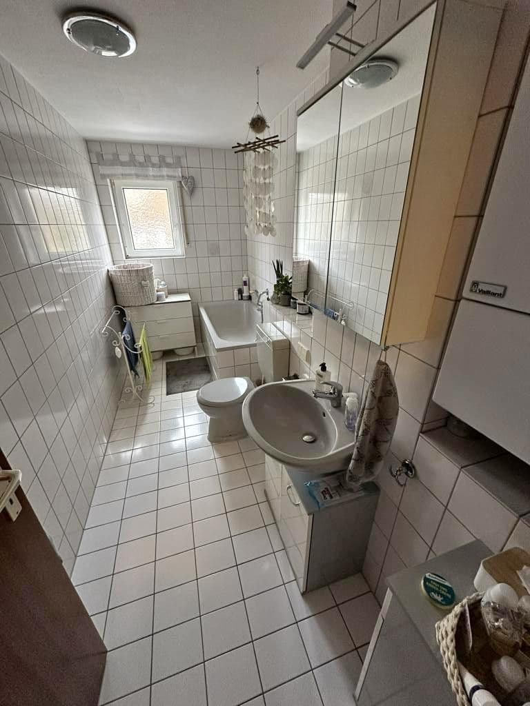 Prenájom bytu 3-izbový 81 m², Rhönstr.5, Waghäusel, Bádensko-Wurttembersko Prenájom bytu 3-izbový 81 m², Rhönstr.5, Waghäusel, Bádensko-Wurttembersko