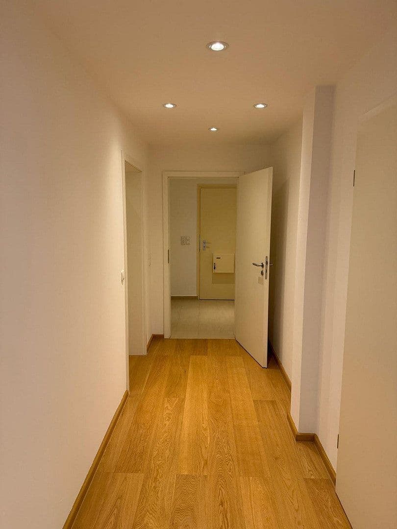 Predaj bytu 3-izbový 81 m², München, Bavorsko Predaj bytu 3-izbový 81 m², München, Bavorsko