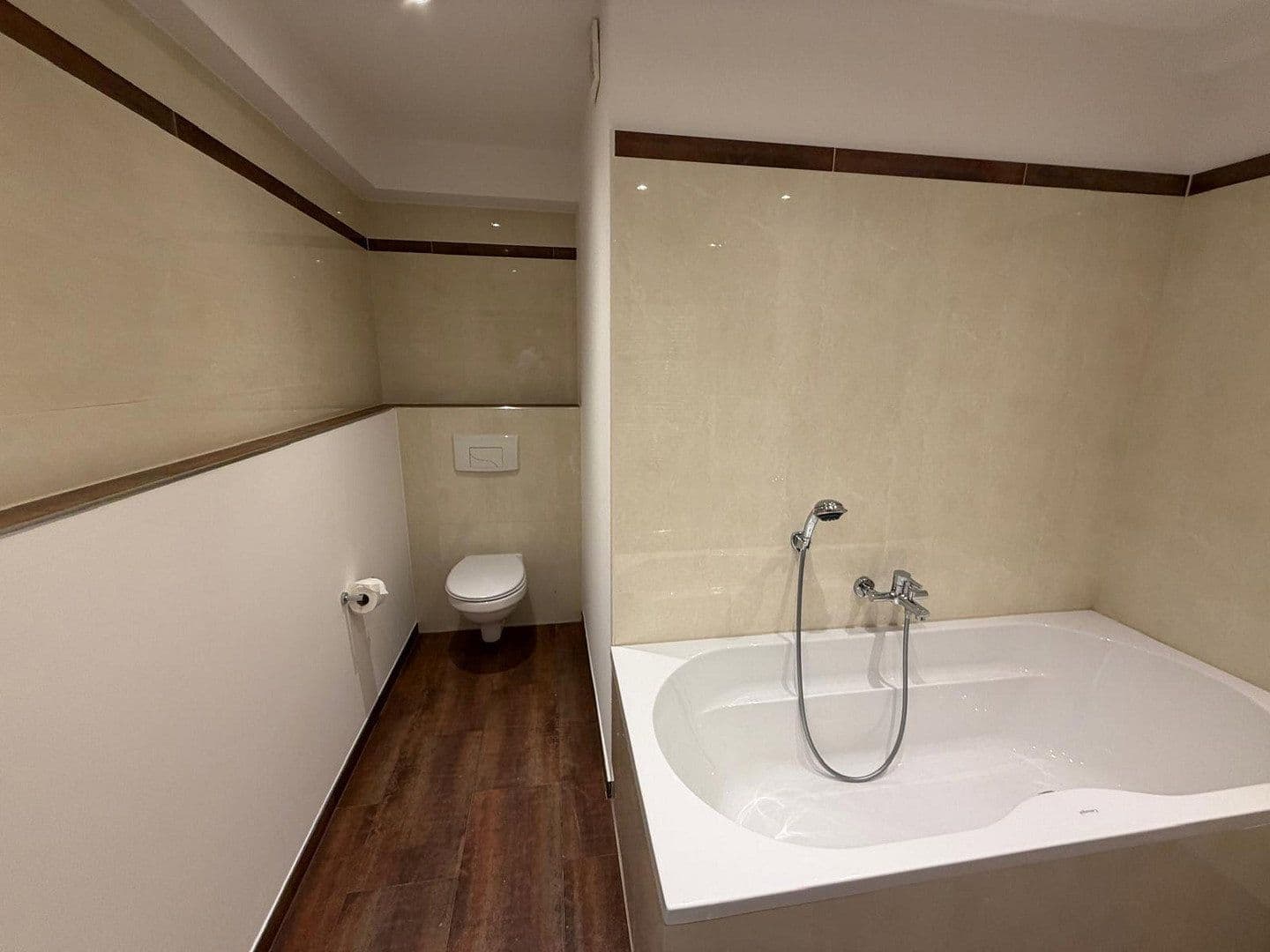 Predaj bytu 3-izbový 81 m², München, Bavorsko Predaj bytu 3-izbový 81 m², München, Bavorsko