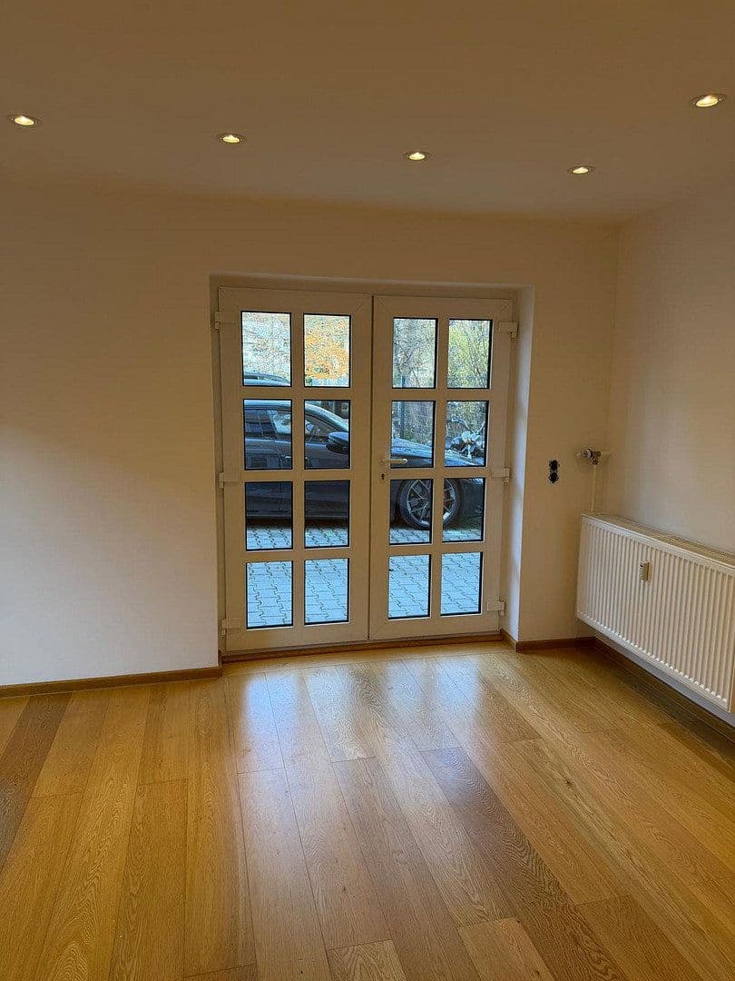 Predaj bytu 3-izbový 81 m², München, Bavorsko Predaj bytu 3-izbový 81 m², München, Bavorsko