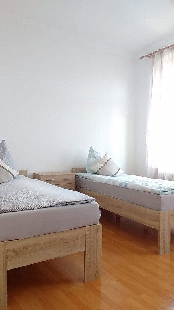 Predaj bytu 4-izbový 90 m², Martin Lutherstr 12, Plavno, Sasko Predaj bytu 4-izbový 90 m², Martin Lutherstr 12, Plavno, Sasko