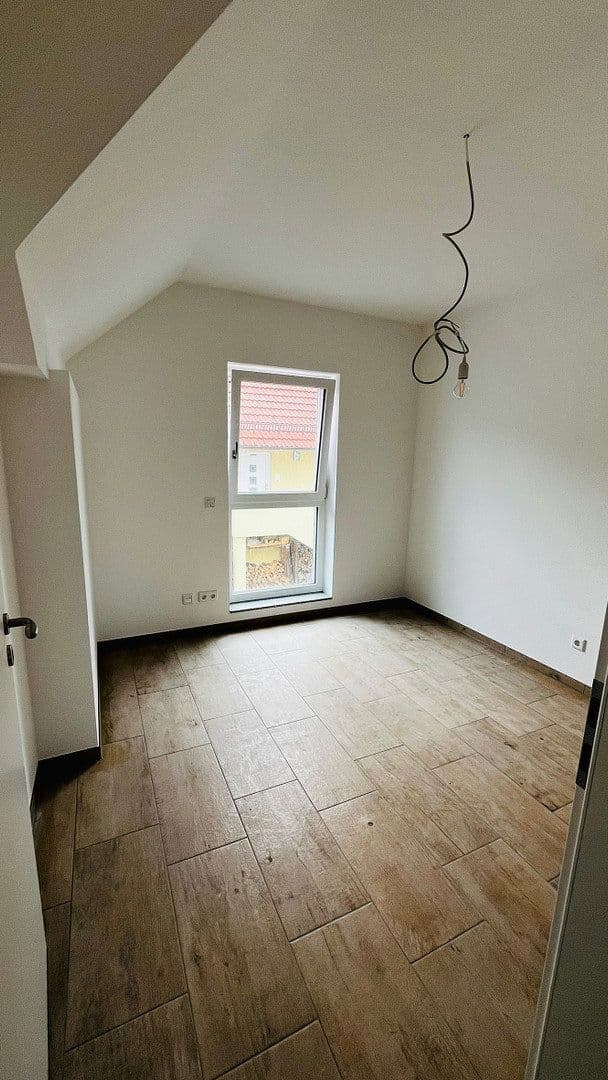 Prenájom domu 144 m², pozemek 269 m², Haibach, Bavorsko Prenájom domu 144 m², pozemek 269 m², Haibach, Bavorsko