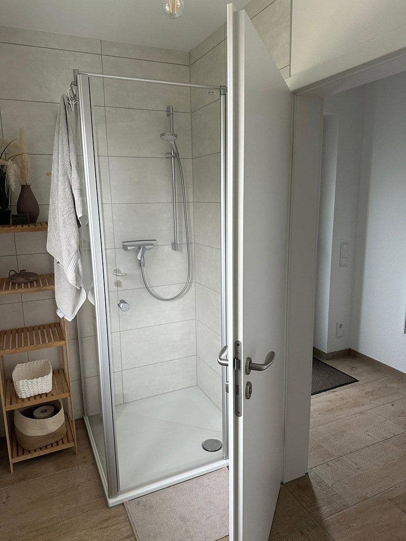 Prenájom domu 144 m², pozemek 269 m², Haibach, Bavorsko Prenájom domu 144 m², pozemek 269 m², Haibach, Bavorsko