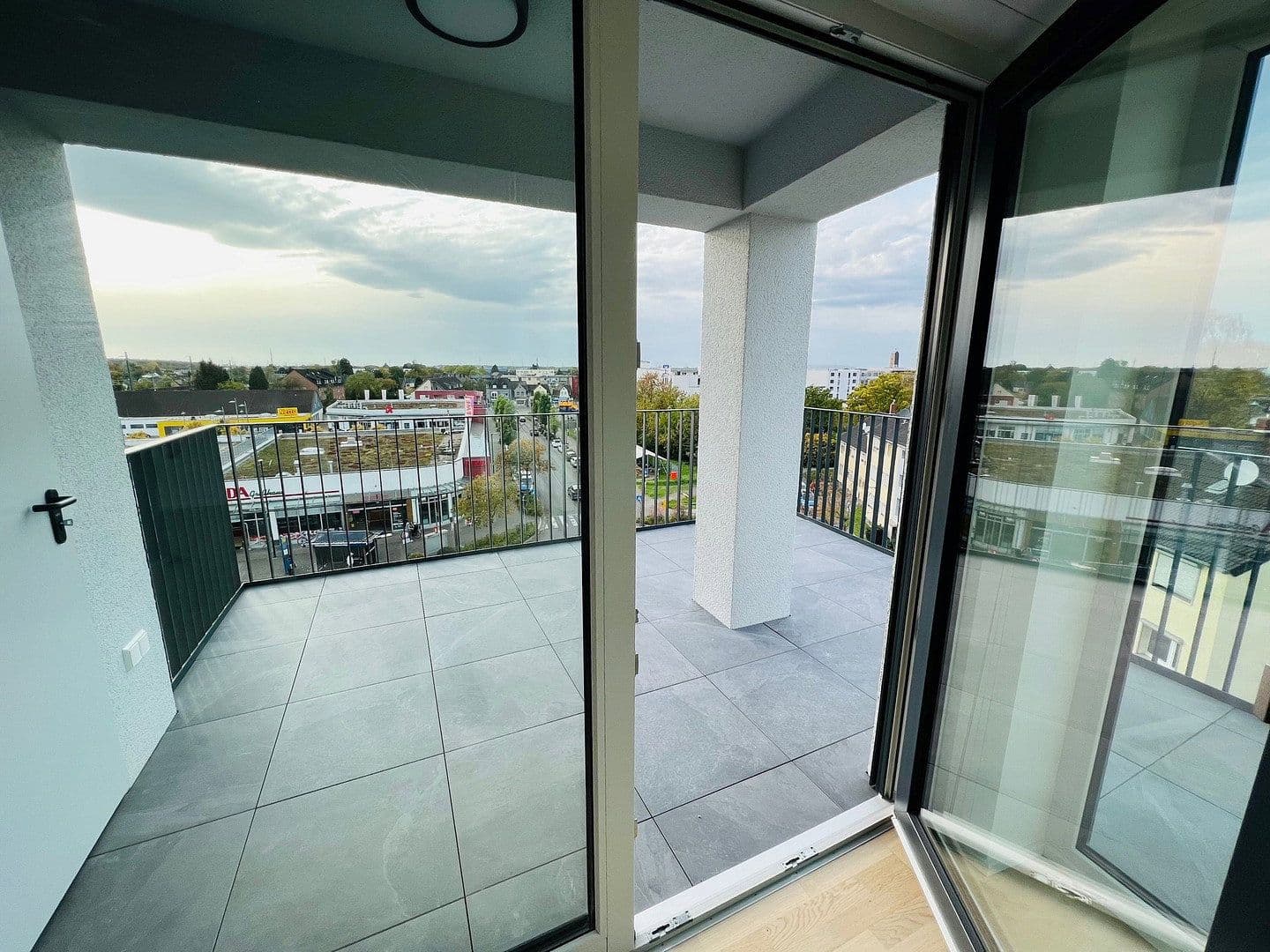Prenájom bytu 2-izbový 80 m², Thaliastraße 35, Kerpen, Severné Porýnie - Westfálsko Prenájom bytu 2-izbový 80 m², Thaliastraße 35, Kerpen, Severné Porýnie - Westfálsko