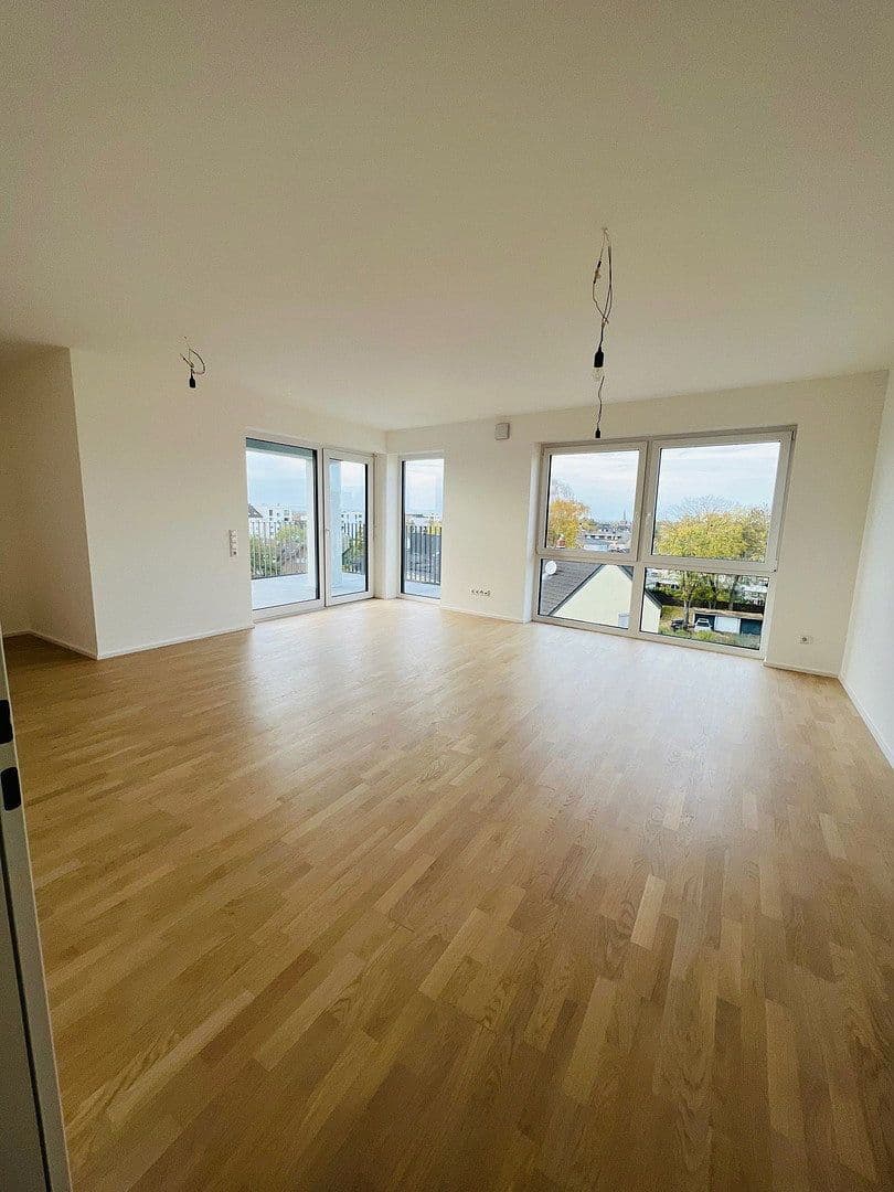 Prenájom bytu 2-izbový 80 m², Thaliastraße 35, Kerpen, Severné Porýnie - Westfálsko Prenájom bytu 2-izbový 80 m², Thaliastraße 35, Kerpen, Severné Porýnie - Westfálsko