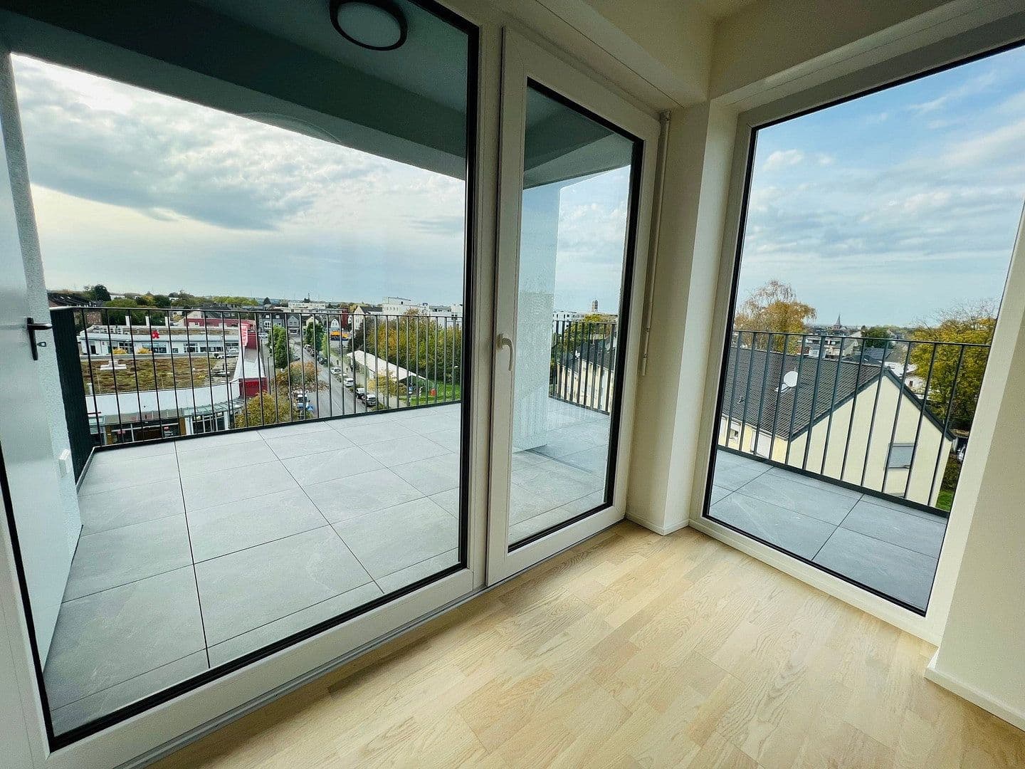 Prenájom bytu 2-izbový 80 m², Thaliastraße 35, Kerpen, Severné Porýnie - Westfálsko Prenájom bytu 2-izbový 80 m², Thaliastraße 35, Kerpen, Severné Porýnie - Westfálsko