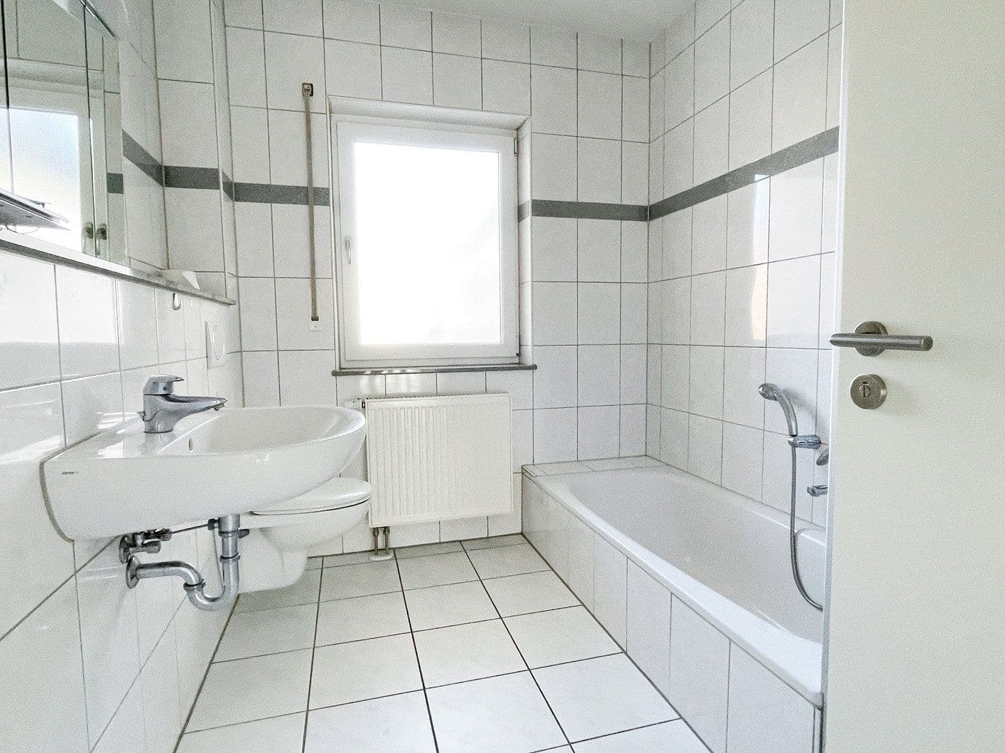 Prenájom bytu 2-izbový 75 m², Wächtersbach, Hesensko Prenájom bytu 2-izbový 75 m², Wächtersbach, Hesensko