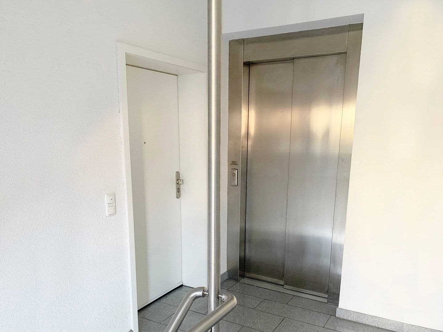 Prenájom bytu 2-izbový 75 m², Wächtersbach, Hesensko Prenájom bytu 2-izbový 75 m², Wächtersbach, Hesensko