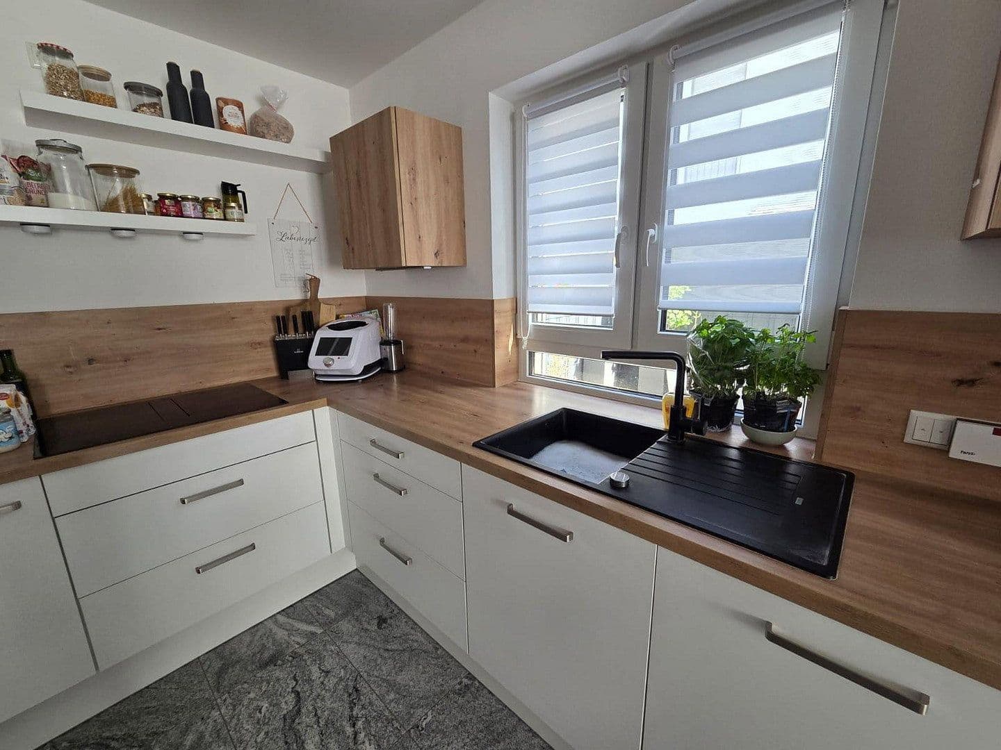 Prenájom domu 130 m², pozemek 240 m², Jettingen-Scheppach, Bavorsko Prenájom domu 130 m², pozemek 240 m², Jettingen-Scheppach, Bavorsko