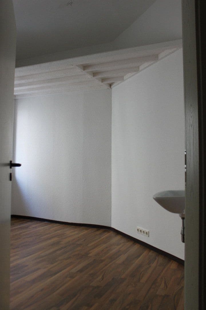 Prenájom bytu 5-izbový 115 m², Meißner Straße, 3, Wilsdruff, Sasko Prenájom bytu 5-izbový 115 m², Meißner Straße, 3, Wilsdruff, Sasko