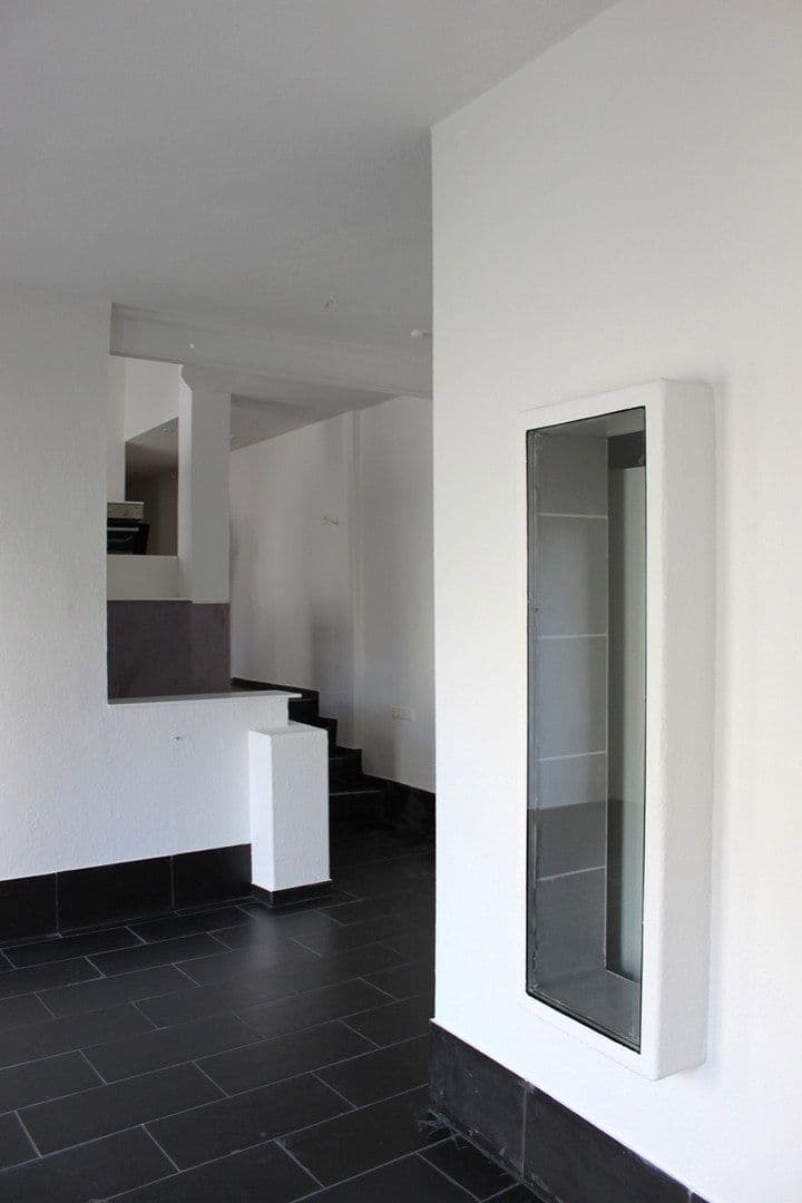 Prenájom bytu 5-izbový 115 m², Meißner Straße, 3, Wilsdruff, Sasko Prenájom bytu 5-izbový 115 m², Meißner Straße, 3, Wilsdruff, Sasko