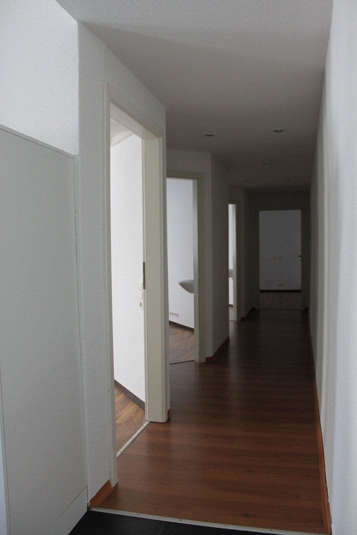 Prenájom bytu 5-izbový 115 m², Meißner Straße, 3, Wilsdruff, Sasko Prenájom bytu 5-izbový 115 m², Meißner Straße, 3, Wilsdruff, Sasko