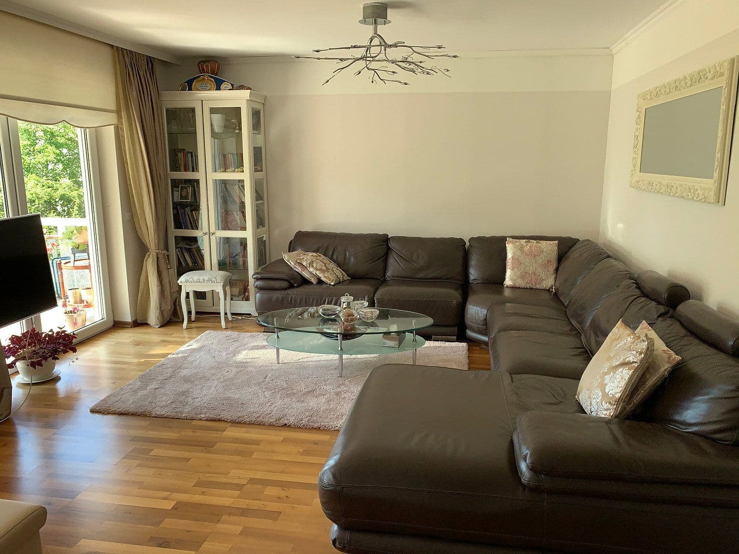 Prenájom bytu 4-izbový 97 m², Glaserstr. 11, Frankfurt am Main Oberrad, Hesensko Prenájom bytu 4-izbový 97 m², Glaserstr. 11, Frankfurt am Main Oberrad, Hesensko