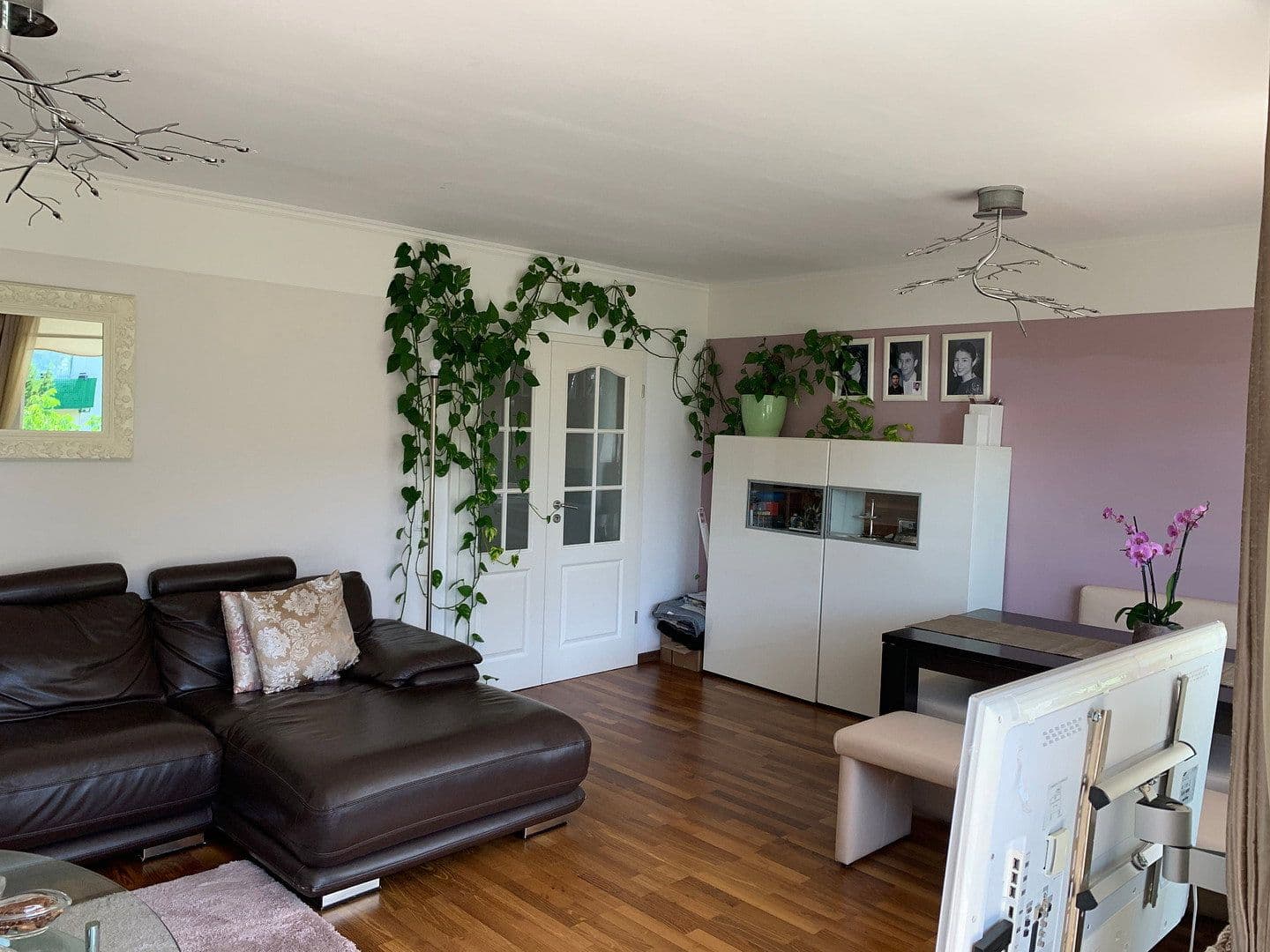 Prenájom bytu 4-izbový 97 m², Glaserstr. 11, Frankfurt am Main Oberrad, Hesensko Prenájom bytu 4-izbový 97 m², Glaserstr. 11, Frankfurt am Main Oberrad, Hesensko