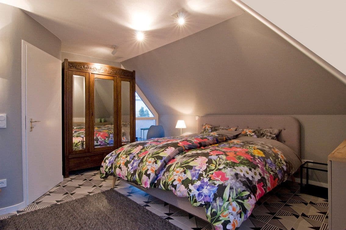 Prenájom bytu 2-izbový 74 m², Heidelberg, Bádensko-Wurttembersko Prenájom bytu 2-izbový 74 m², Heidelberg, Bádensko-Wurttembersko