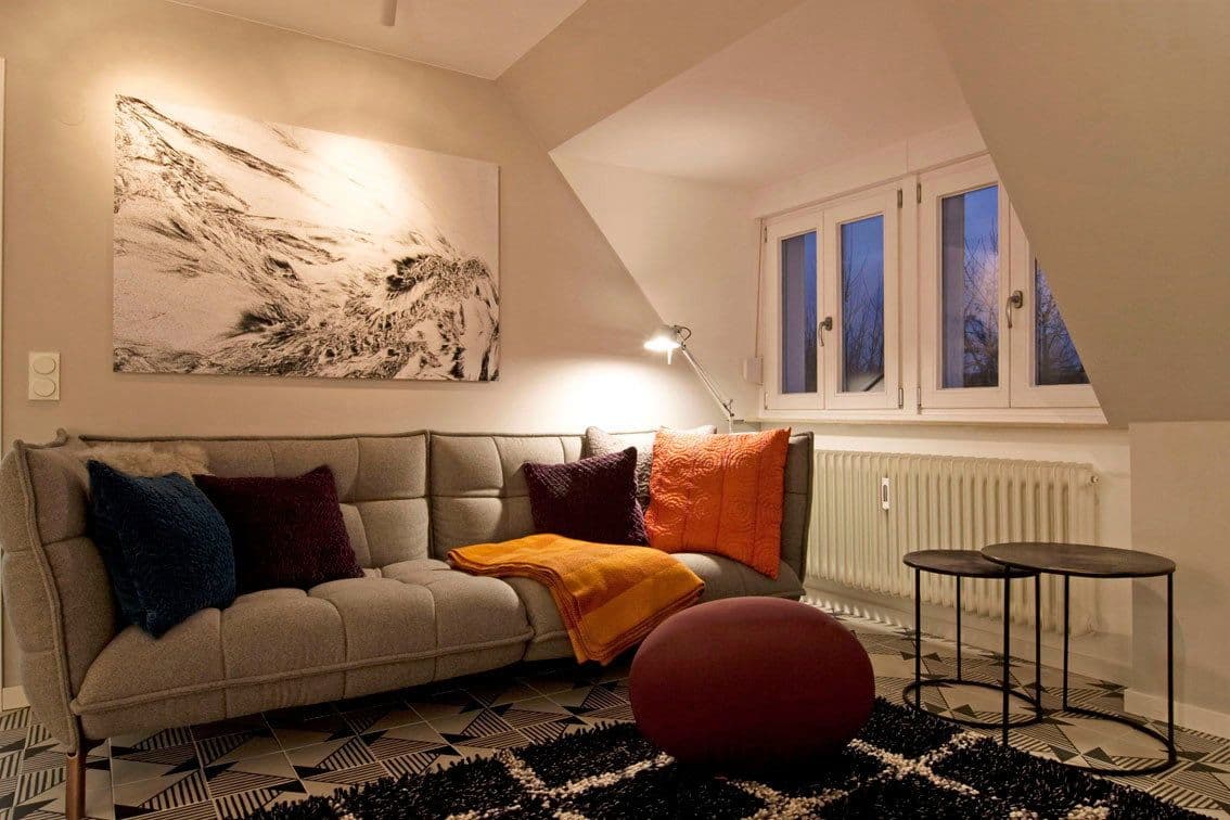 Prenájom bytu 2-izbový 74 m², Heidelberg, Bádensko-Wurttembersko Prenájom bytu 2-izbový 74 m², Heidelberg, Bádensko-Wurttembersko
