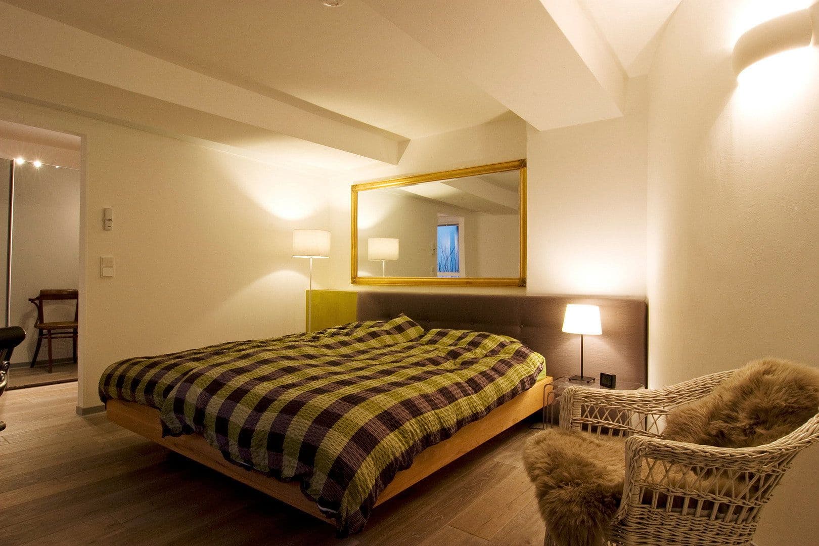 Prenájom bytu 2-izbový 80 m², Heidelberg, Bádensko-Wurttembersko Prenájom bytu 2-izbový 80 m², Heidelberg, Bádensko-Wurttembersko