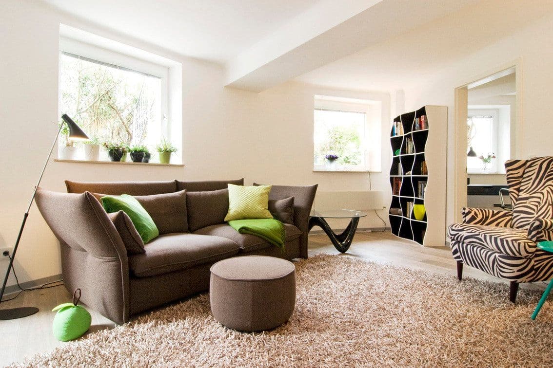 Prenájom bytu 2-izbový 80 m², Heidelberg, Bádensko-Wurttembersko Prenájom bytu 2-izbový 80 m², Heidelberg, Bádensko-Wurttembersko