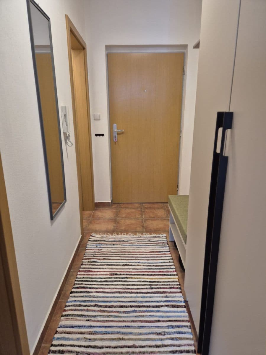Prenájom bytu 1-izbový 45 m², Kařez, Plzeňský kraj Prenájom bytu 1-izbový 45 m², Kařez, Plzeňský kraj