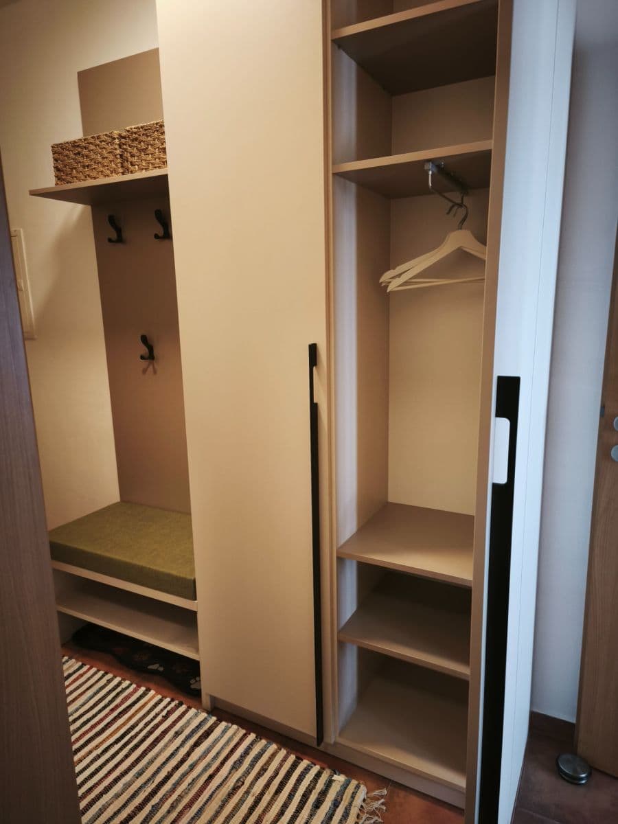 Prenájom bytu 1-izbový 45 m², Kařez, Plzeňský kraj Prenájom bytu 1-izbový 45 m², Kařez, Plzeňský kraj