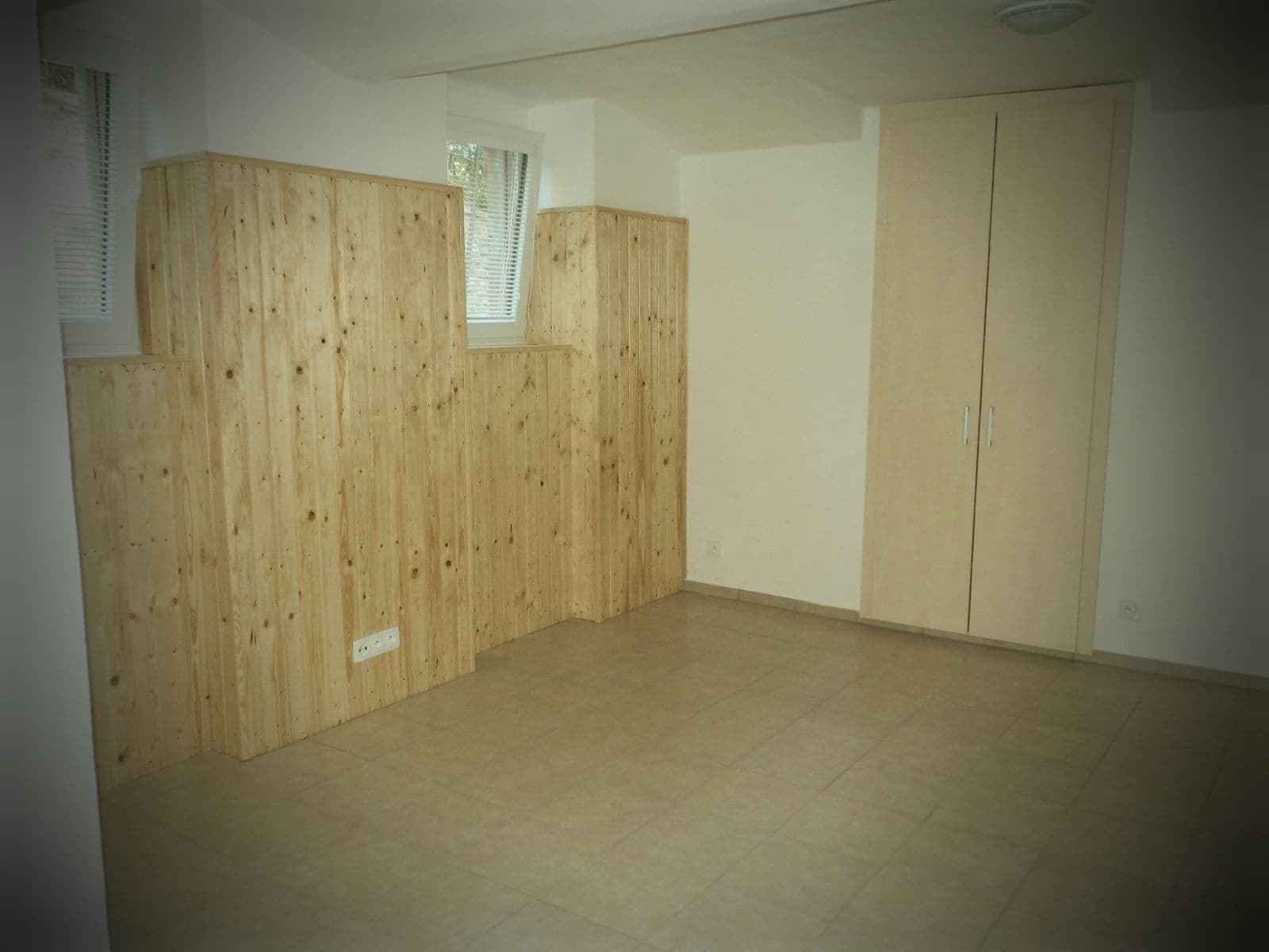 Prenájom bytu 3-izbový 60 m², Elišky Krásnohorské, Ústí nad Labem, Ústecký kraj Prenájom bytu 3-izbový 60 m², Elišky Krásnohorské, Ústí nad Labem, Ústecký kraj