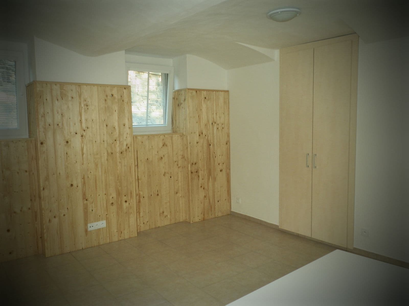 Prenájom bytu 3-izbový 60 m², Elišky Krásnohorské, Ústí nad Labem, Ústecký kraj Prenájom bytu 3-izbový 60 m², Elišky Krásnohorské, Ústí nad Labem, Ústecký kraj