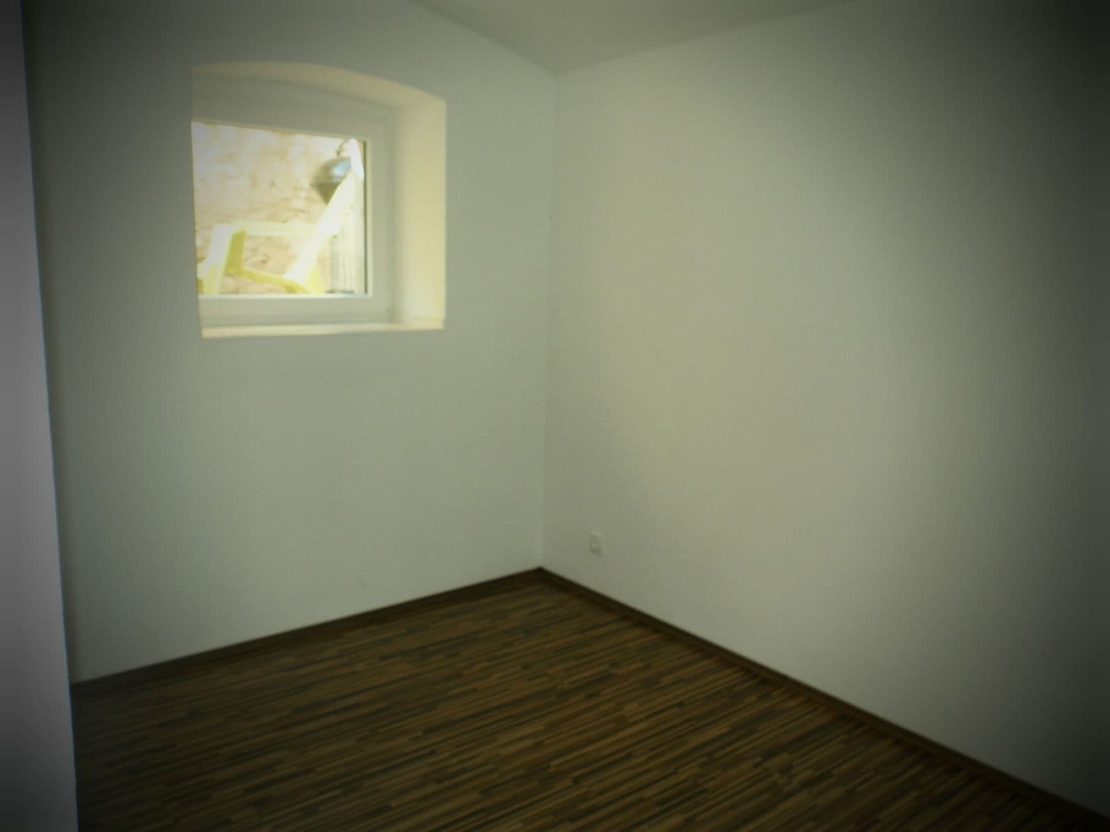 Prenájom bytu 3-izbový 60 m², Elišky Krásnohorské, Ústí nad Labem, Ústecký kraj Prenájom bytu 3-izbový 60 m², Elišky Krásnohorské, Ústí nad Labem, Ústecký kraj