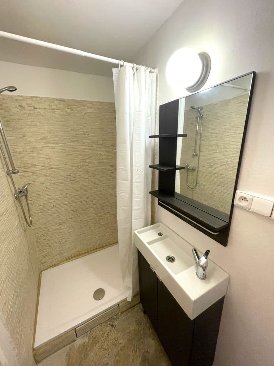Prenájom bytu 1-izbový 18 m², Na Cikánce, Praha, Praha Prenájom bytu 1-izbový 18 m², Na Cikánce, Praha, Praha